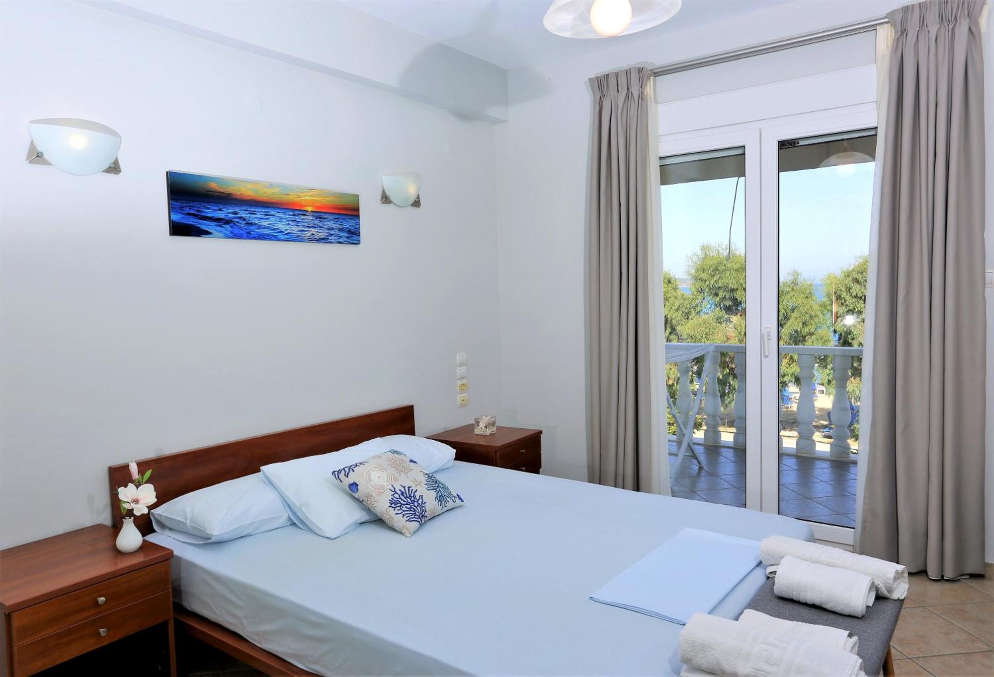 Chrispy Apartments Sívota Стая снимка